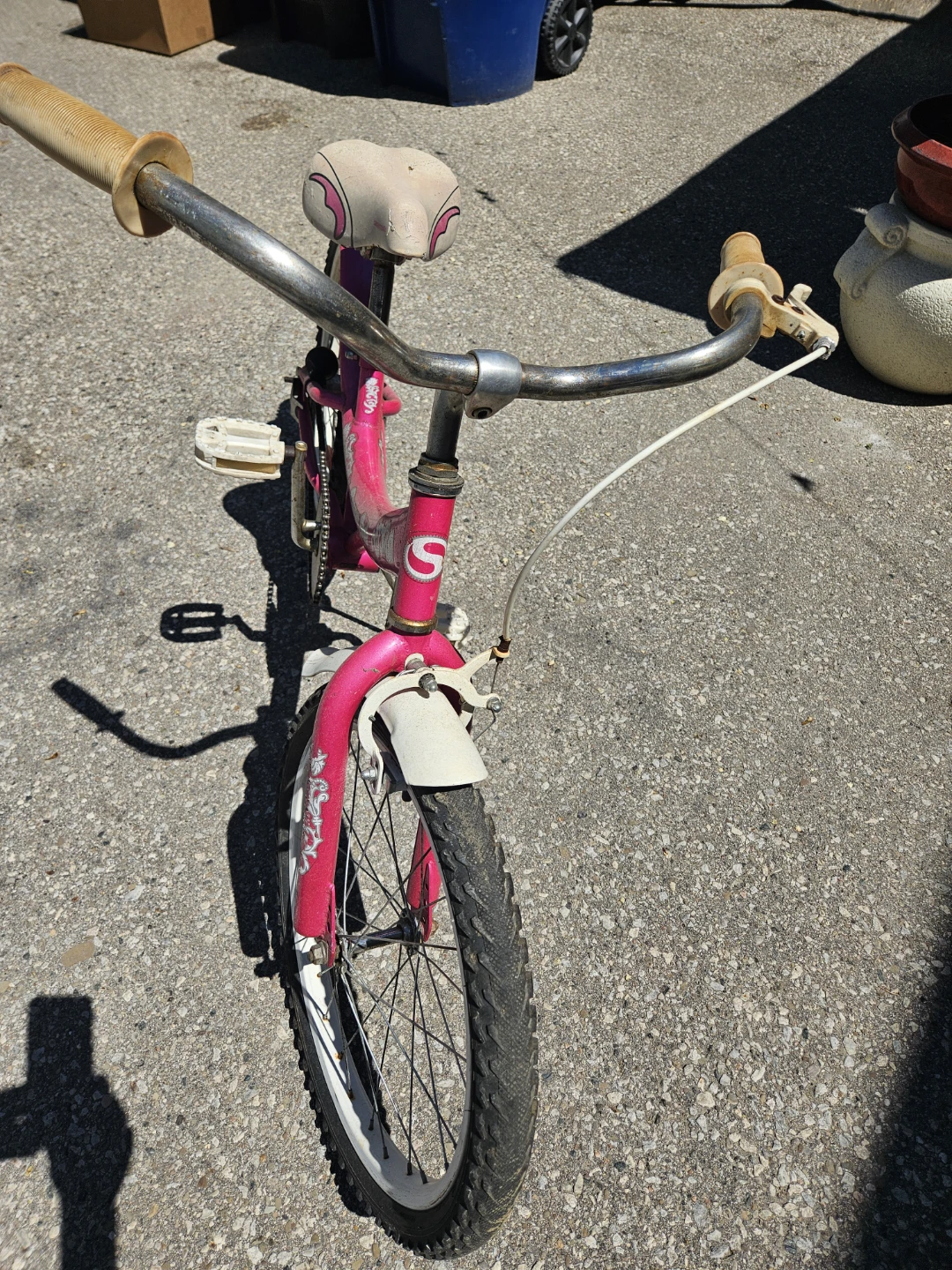 Pink "S" Logo Kids Bicycle - photo 3