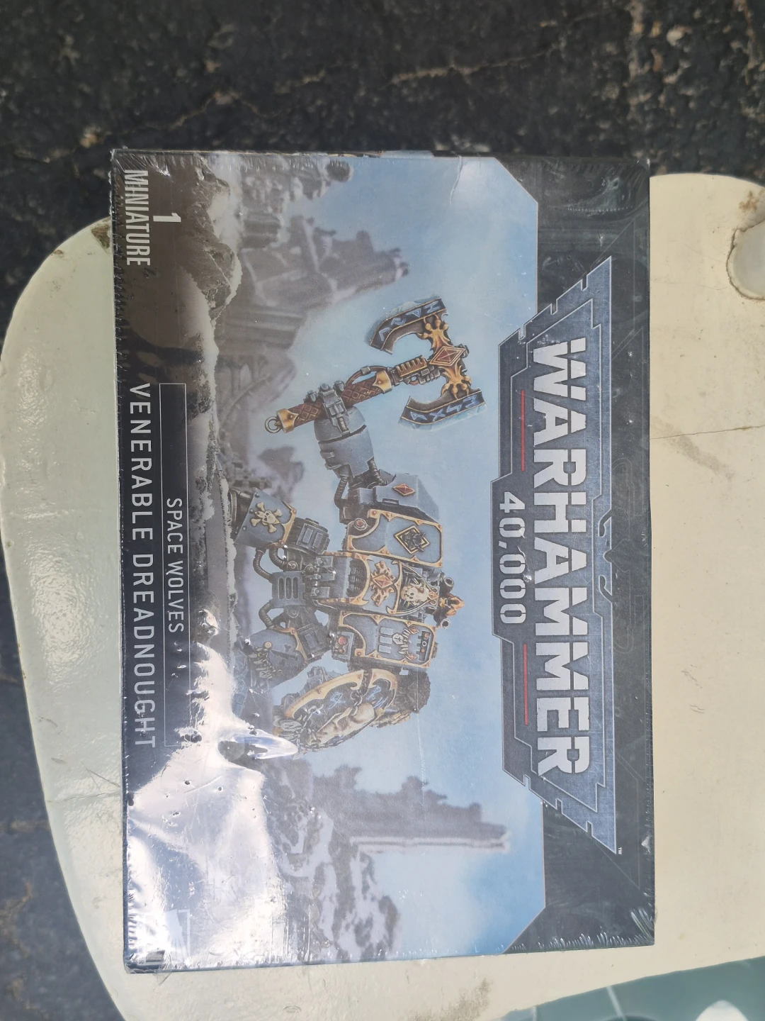 Warhammer 40,000 Space Wolves Venerable Dreadnought Model Kit
