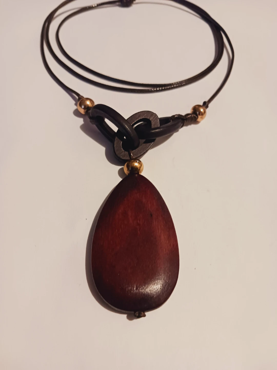 New !! Wooden Teardrop Pendant Necklace