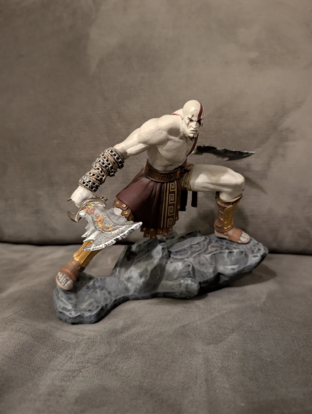 God of War Kratos Action Figure with Blades - photo 2