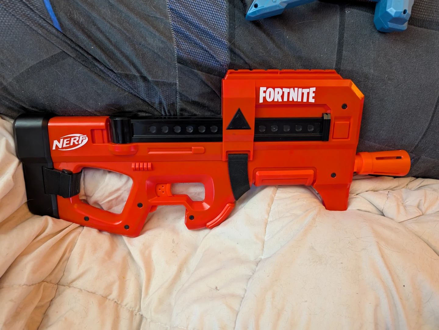 Nerf and Fortnite Blaster Bundle - photo 2