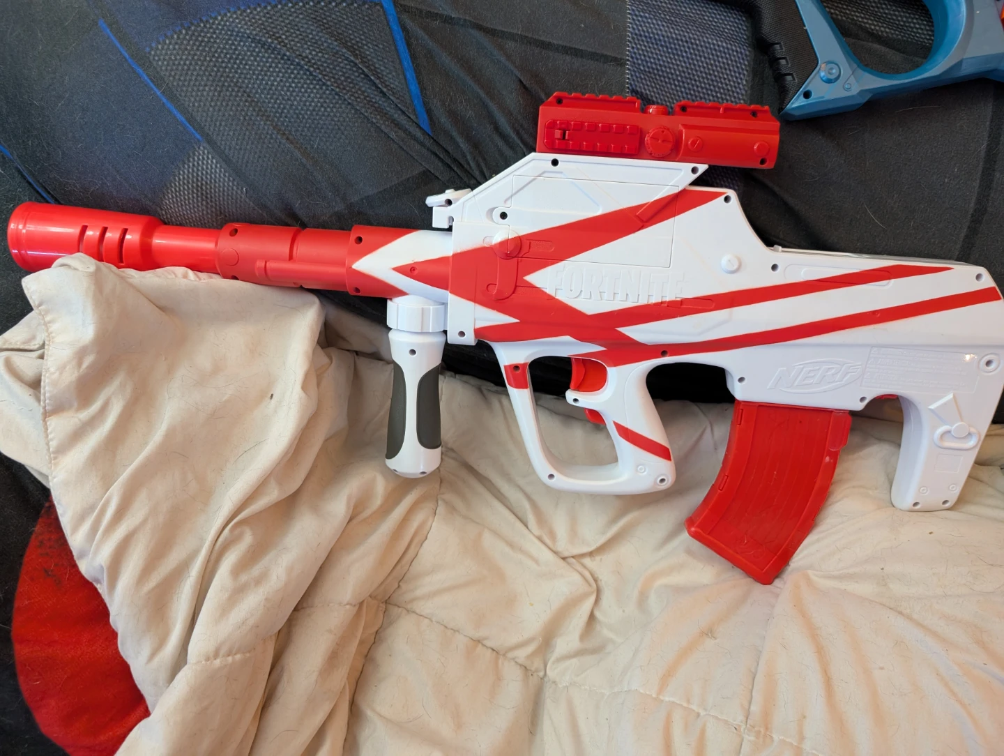 Nerf and Fortnite Blaster Bundle - photo 4