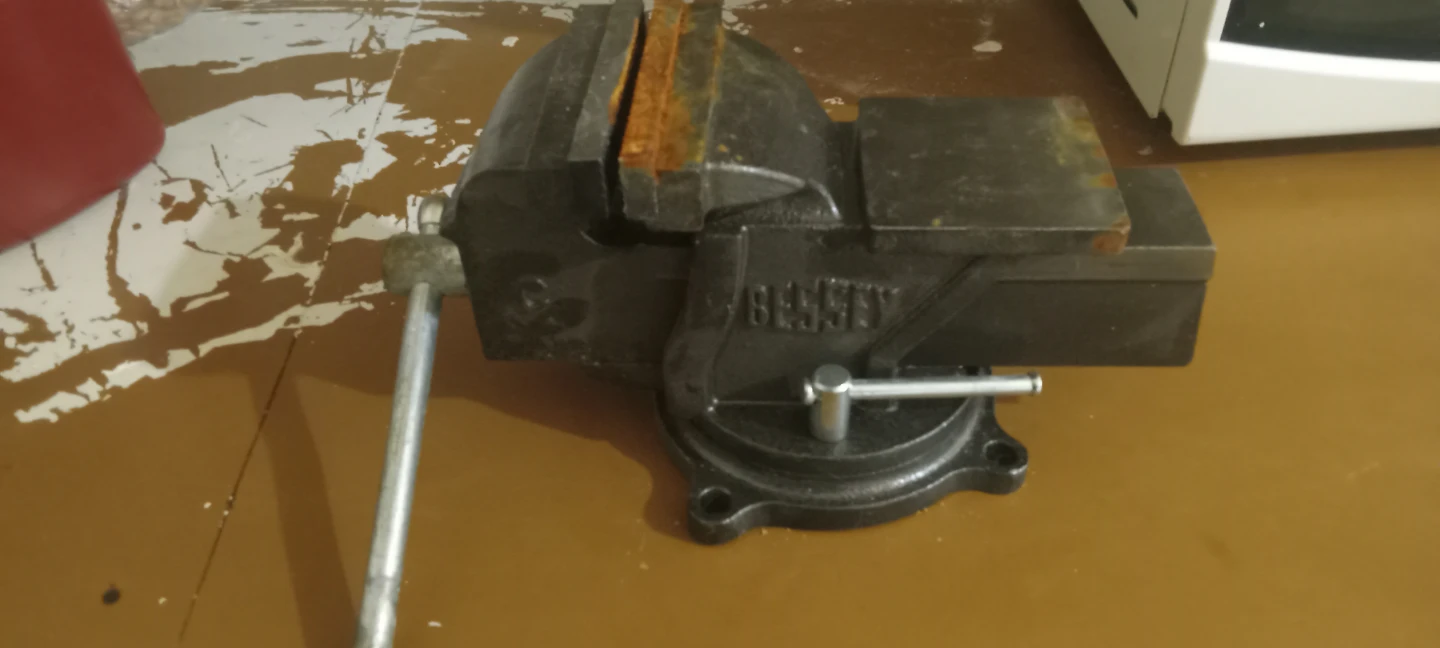 Bessey Bench Vise - photo 3