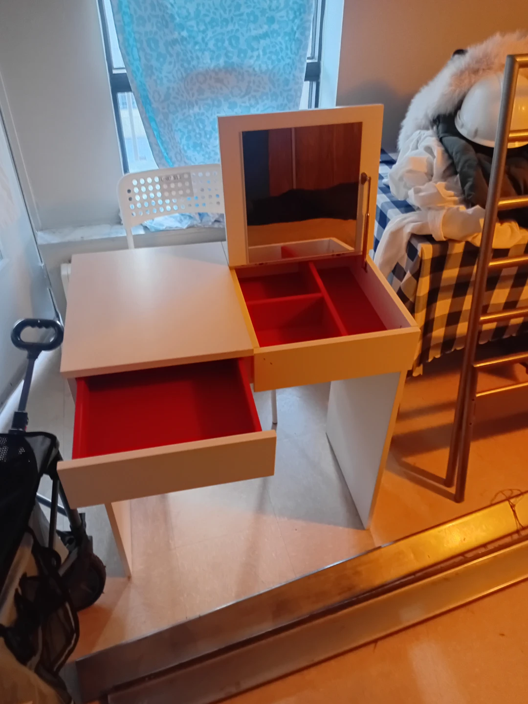White Dressing Table with Mirror and Red Lined Drawers