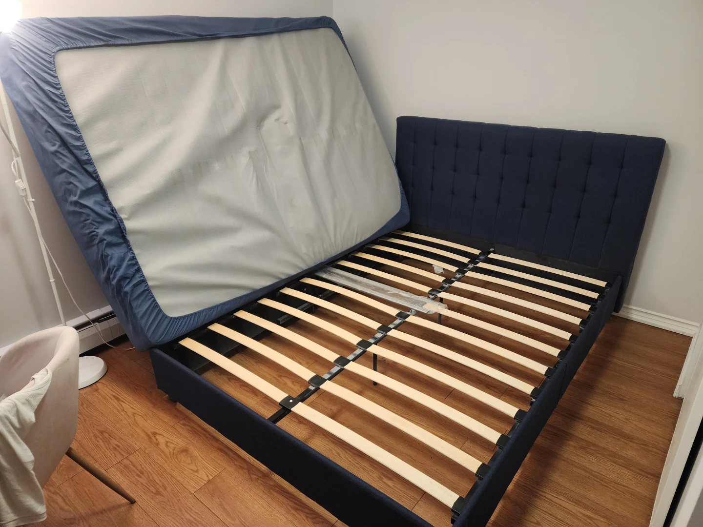 Queen Tufted Bed Frame (Navy Blue) + FREE Queen Mattress - photo 2