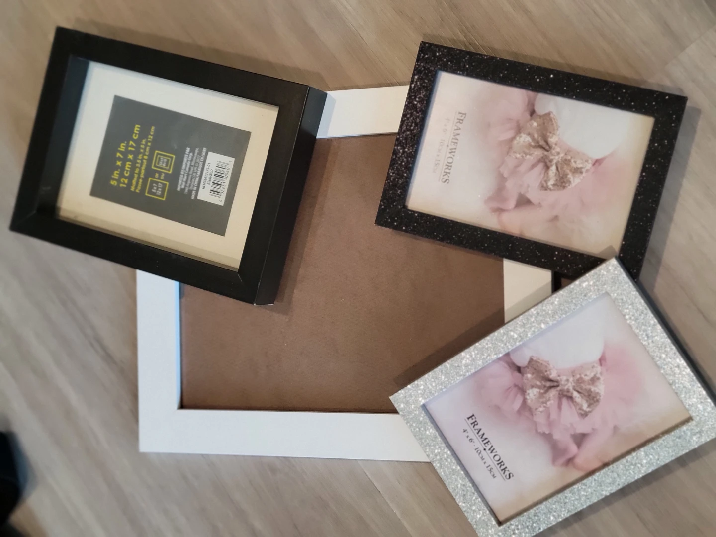 Set of 4 Picture Frames $10