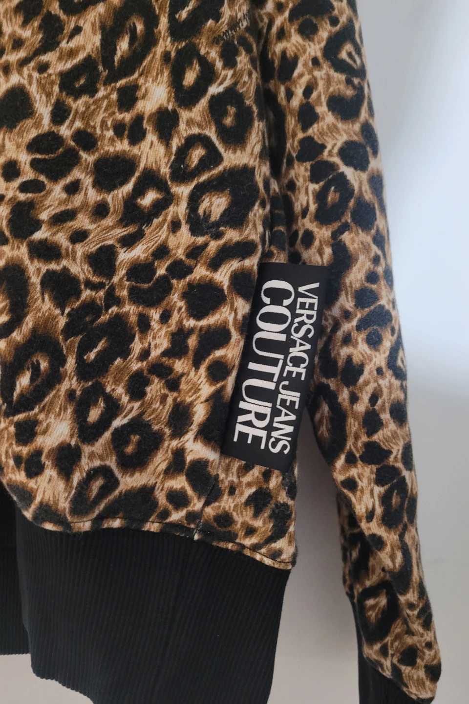 XL - Authentic Versace Jeans Couture Leopard Print Sweater - photo 3