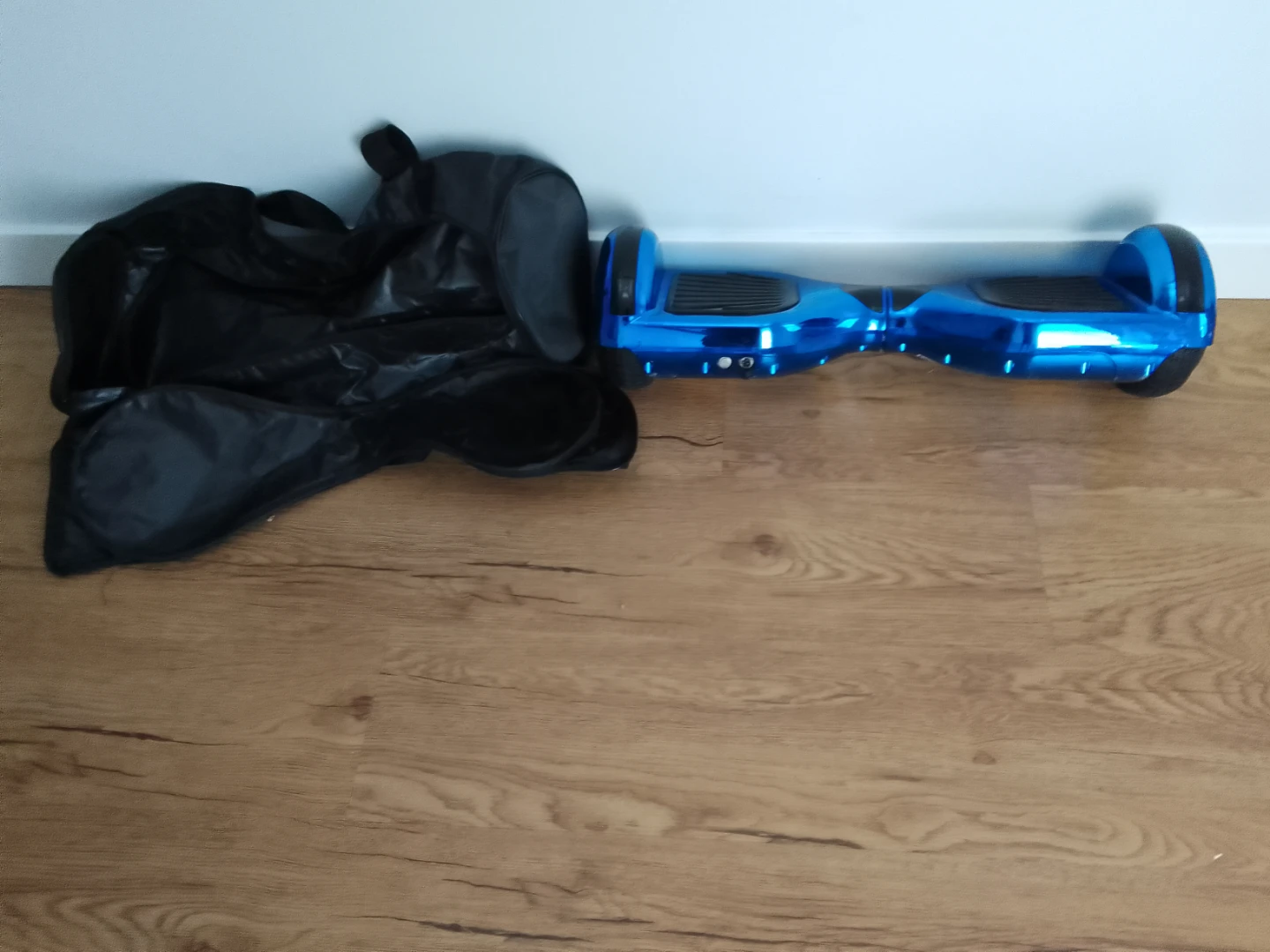 Blue Hoverboard with Carrying Bag