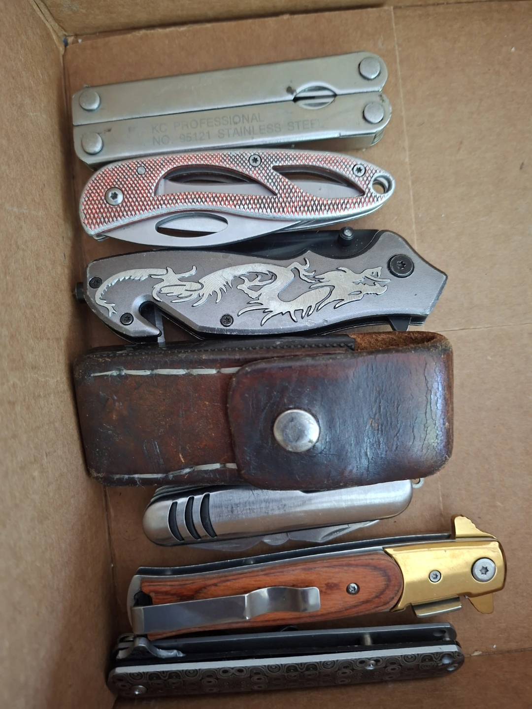 Assorted Multi-tools and knives - photo 2