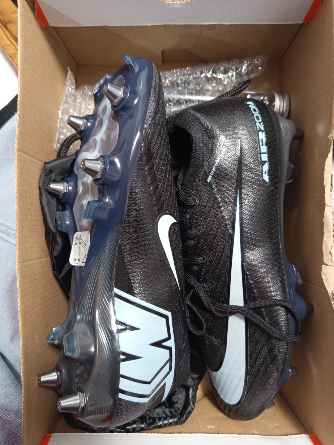 #8 Nike Phantom 6 Low Club FG/MG Soccer Cleats