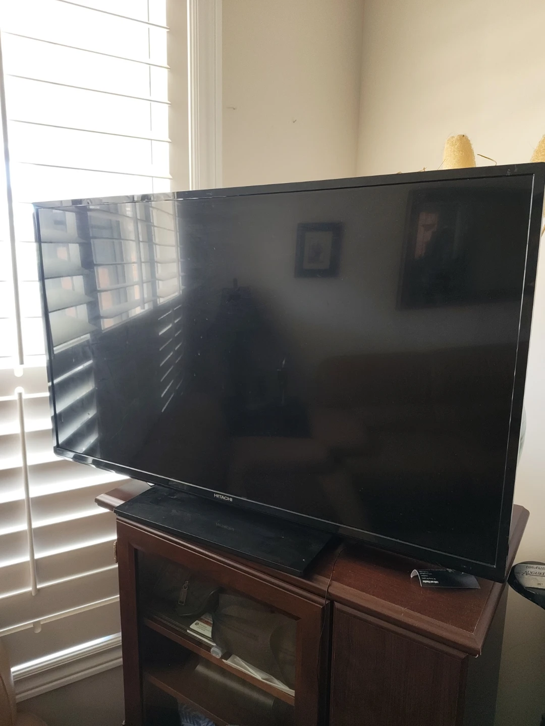 Hitachi Flat Screen TV