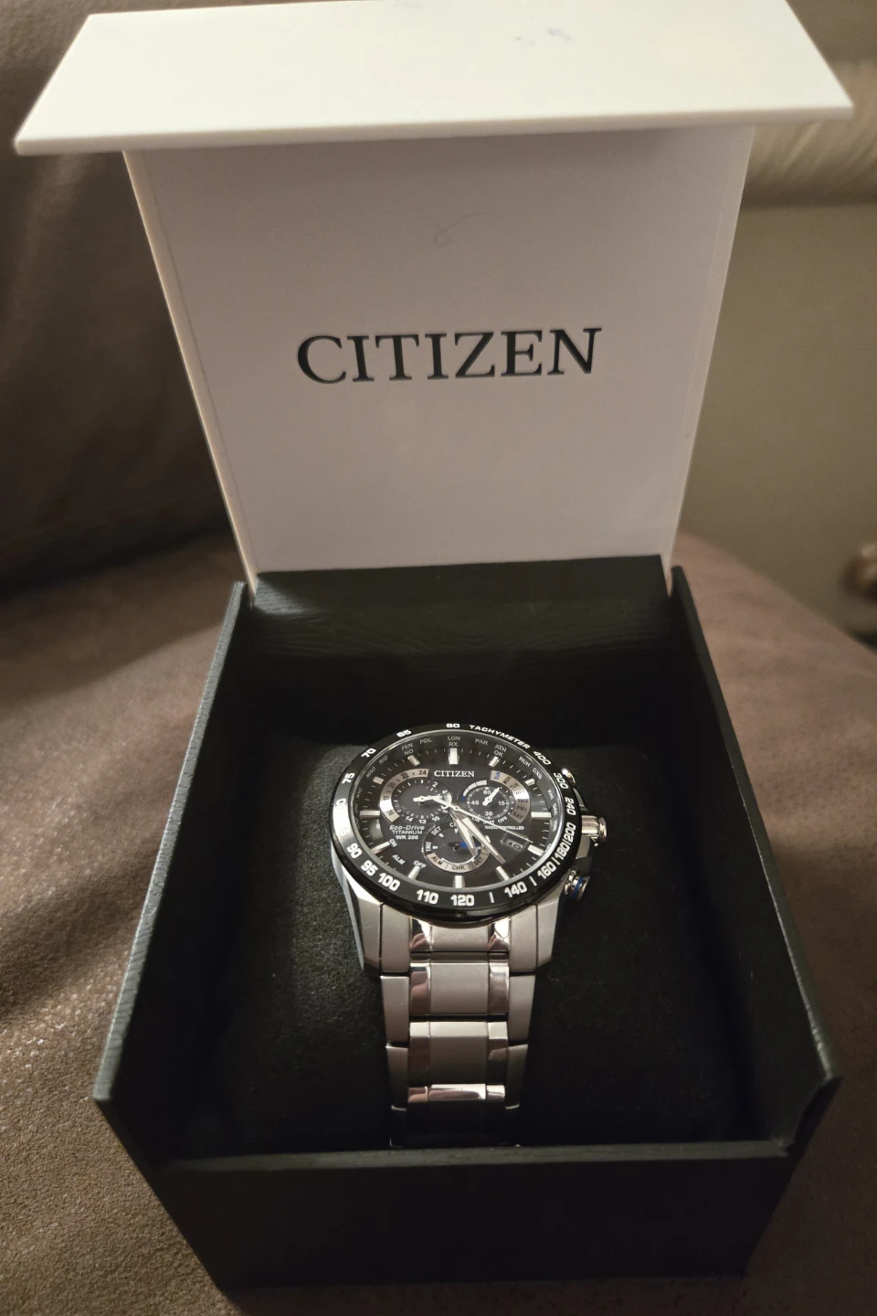 Citizen Eco-Drive Titanium WR200 Radio Controlled Watch - photo 3