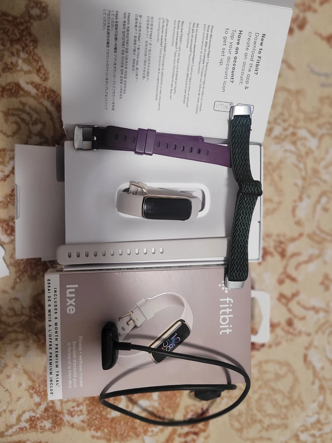 Fitbit Luxe Fitness + with Bands and charge Cable - photo 5