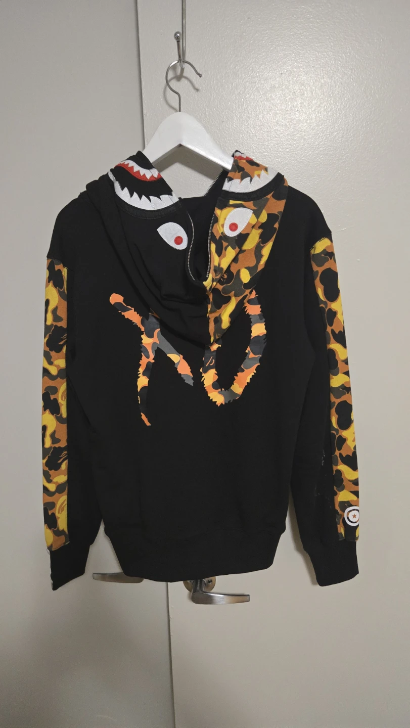 BAPE x XO Hoodie - photo 2
