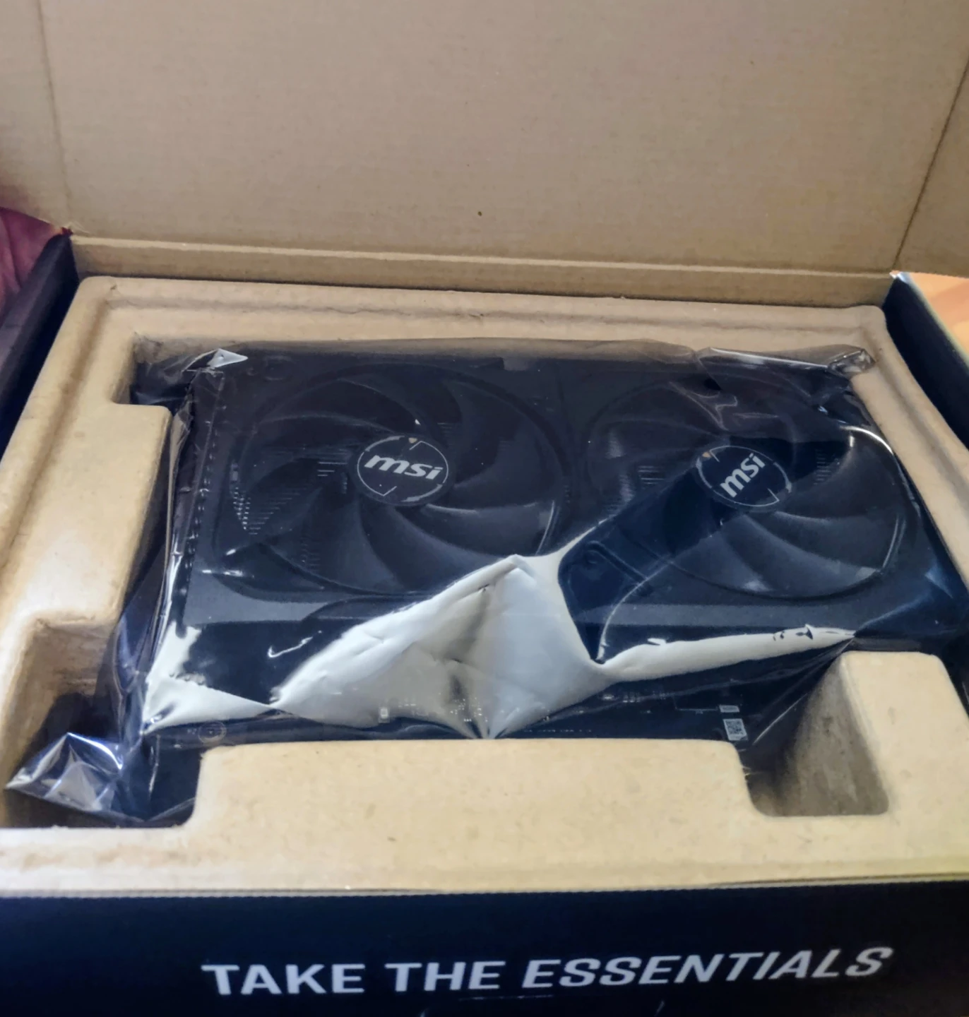 MSI GeForce RTX 5060 SHADOW 2X OC Edition Graphics Card - photo 2
