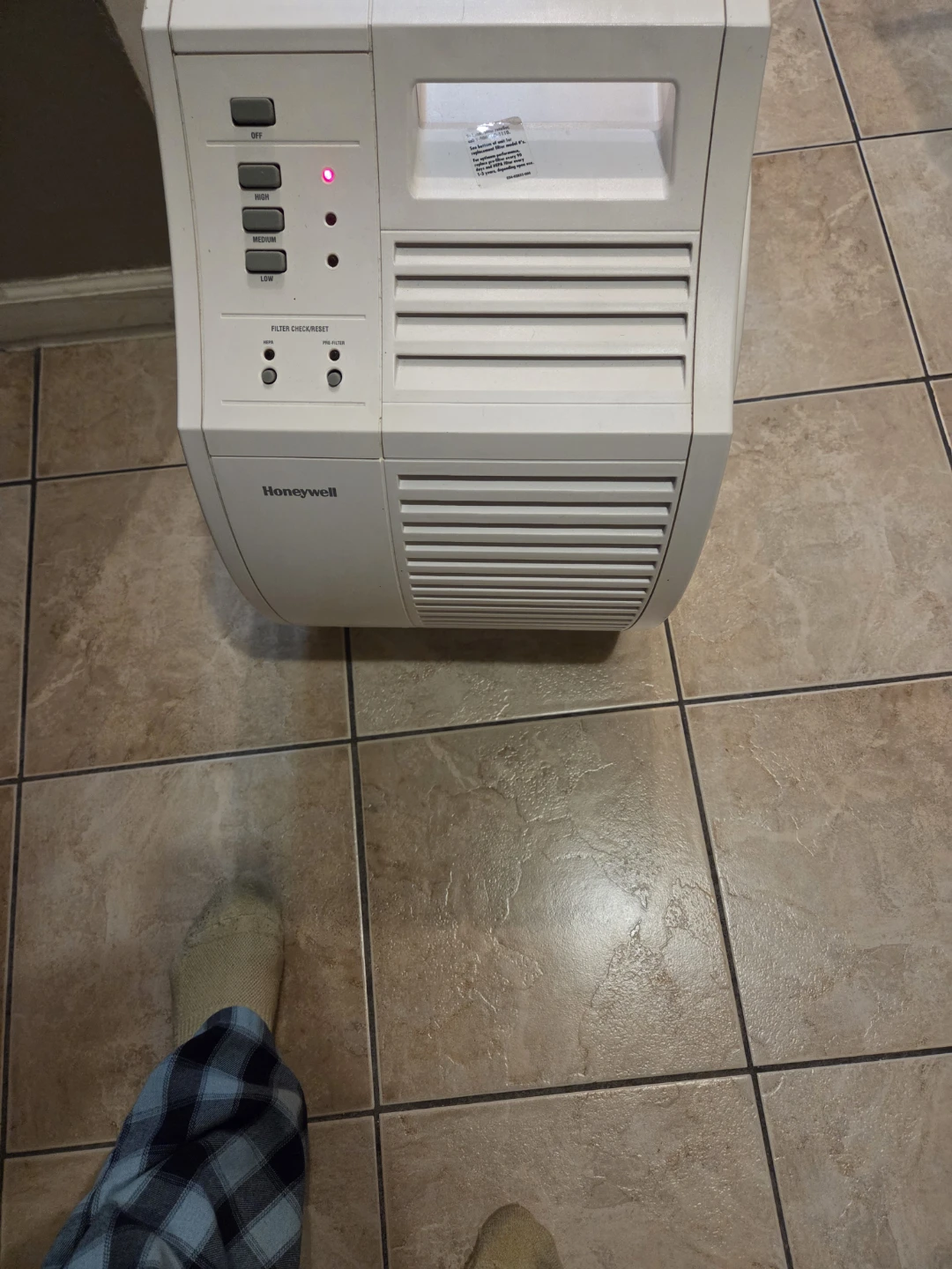 Honeywell Air Purifier - photo 2