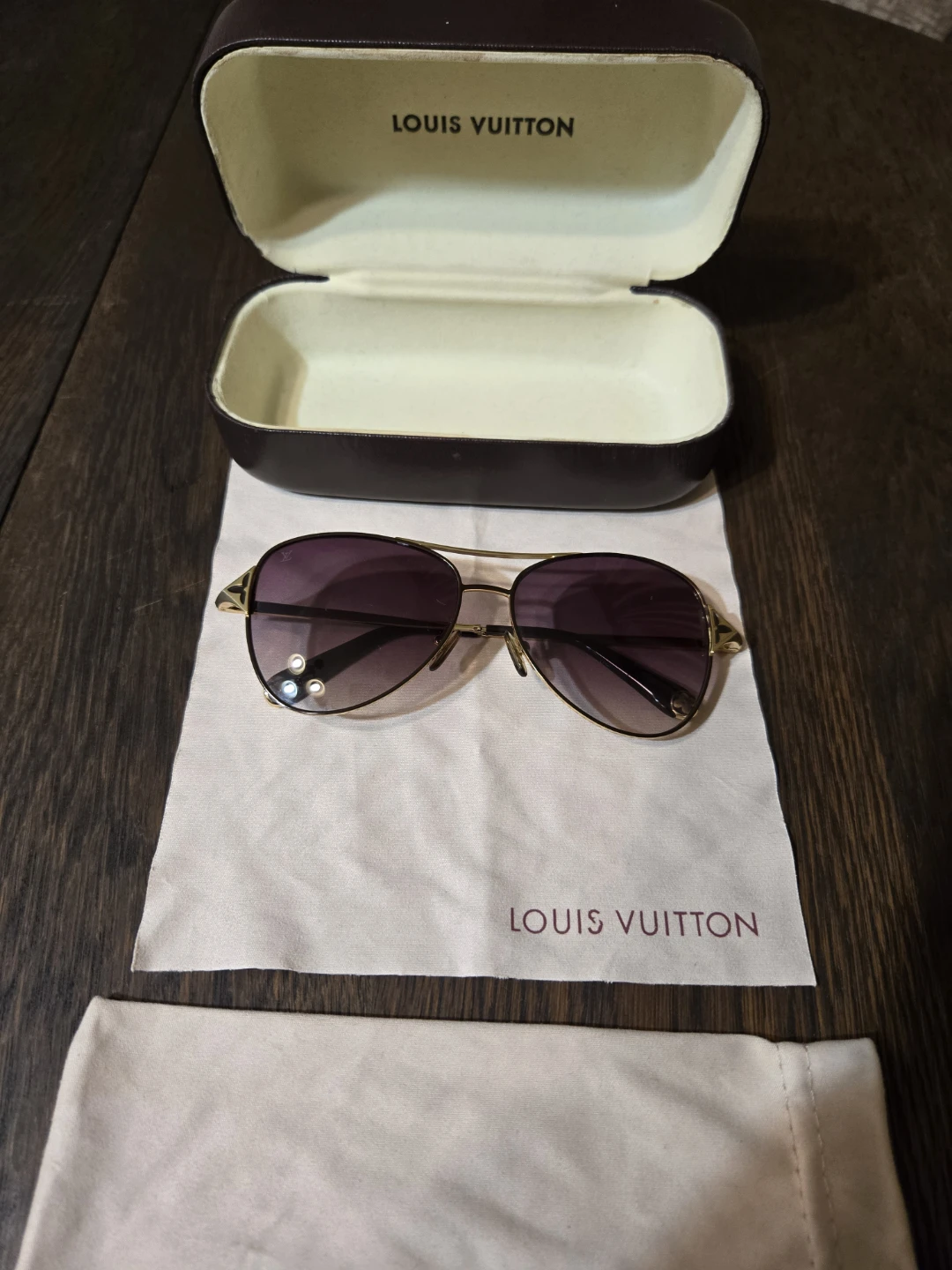 Louis Vuitton Full size Shawl & Classic Aviators. - photo 4