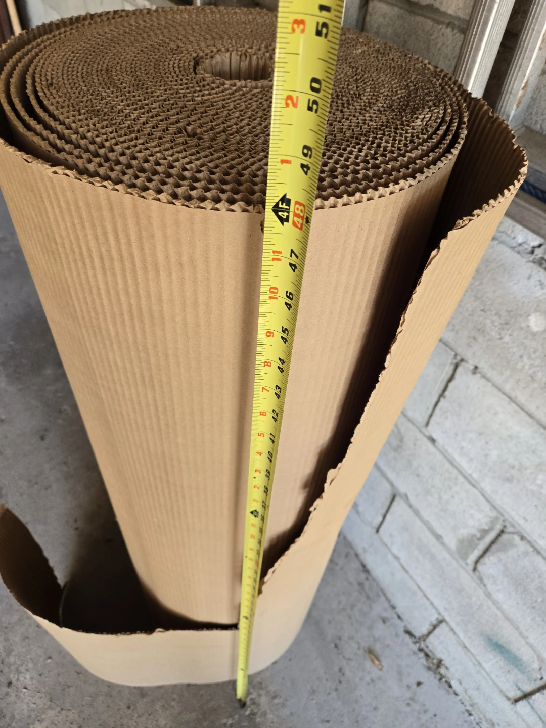 Corrugated Cardboard Roll for Packing and Moving