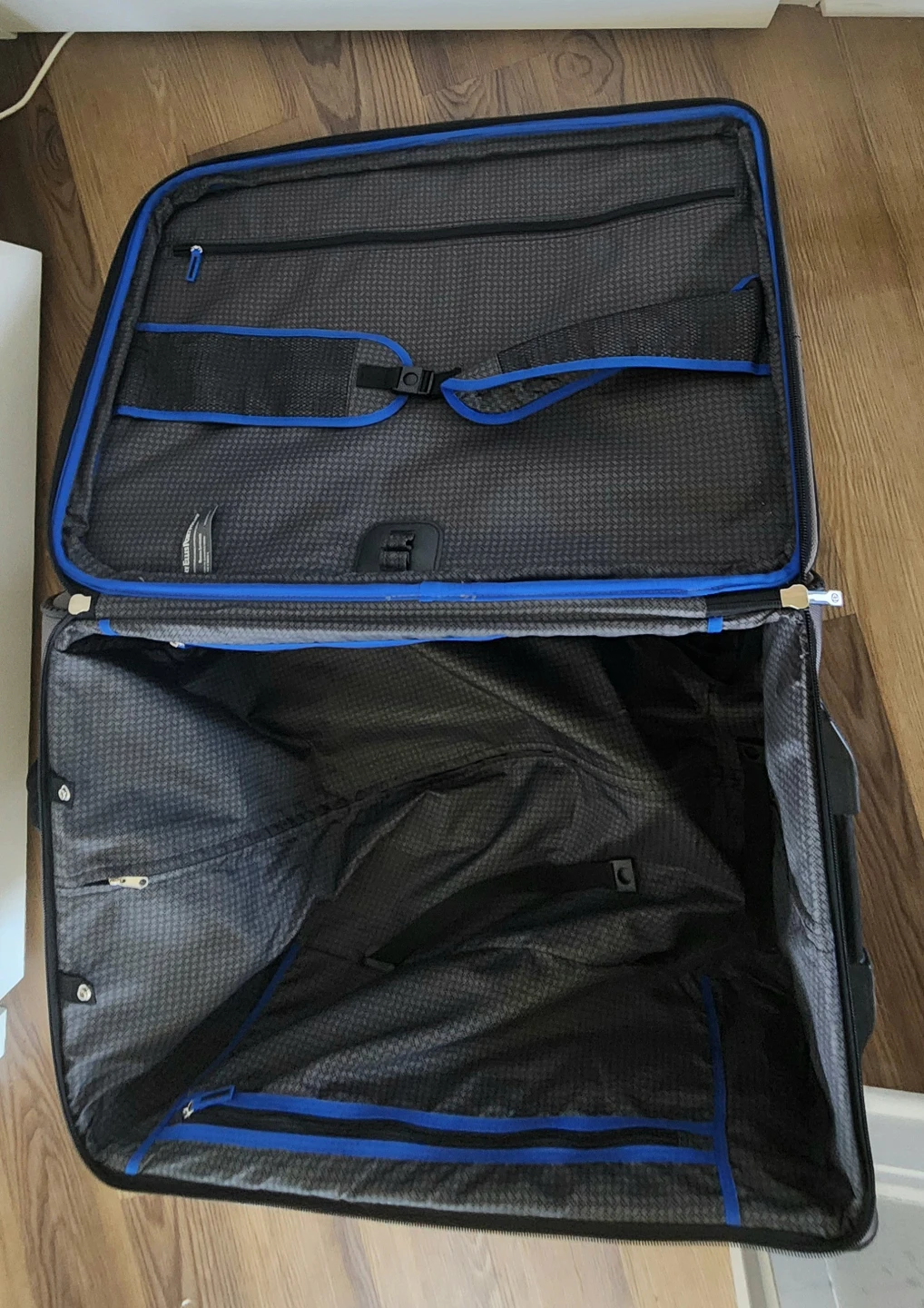 Travelpro Luggage Suitcase - Grey - photo 4