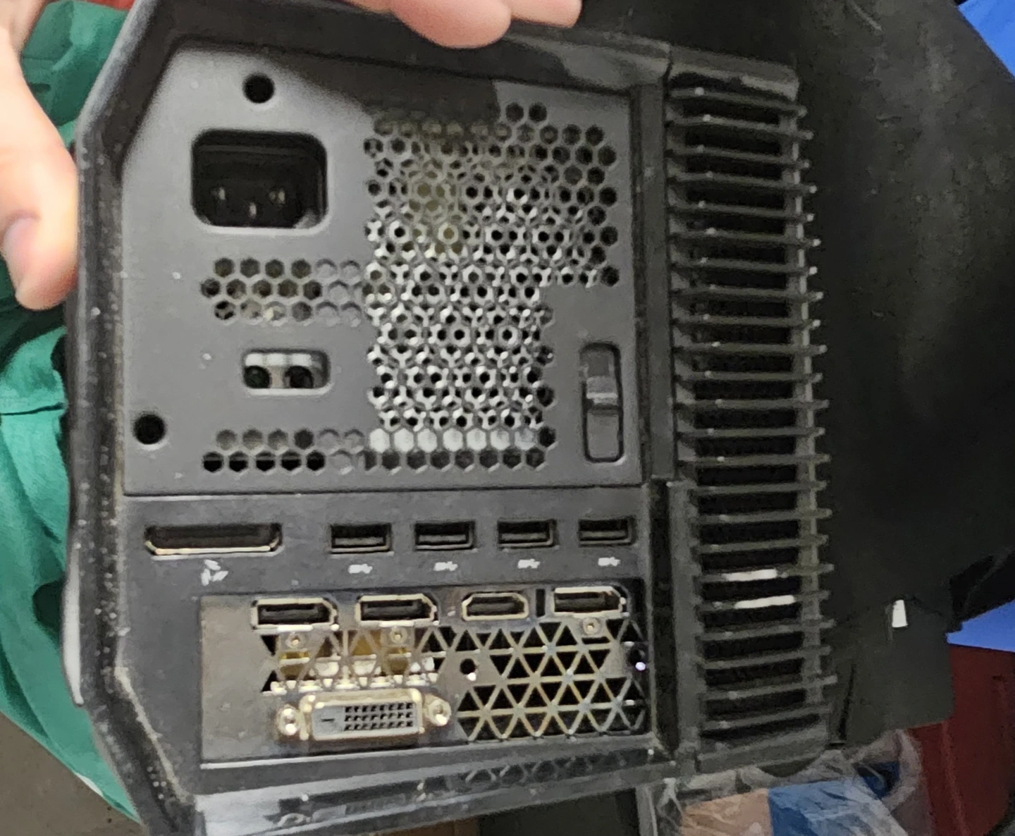 Alienware Aurora R9 Gaming Desktop Computer - photo 4