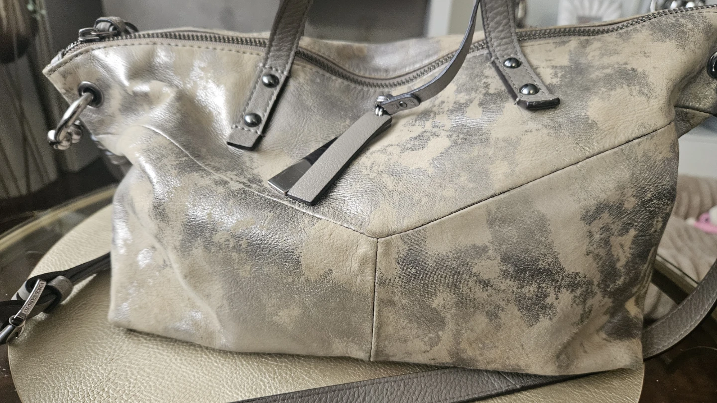 Vince Camuto Shoulder Bag - photo 3