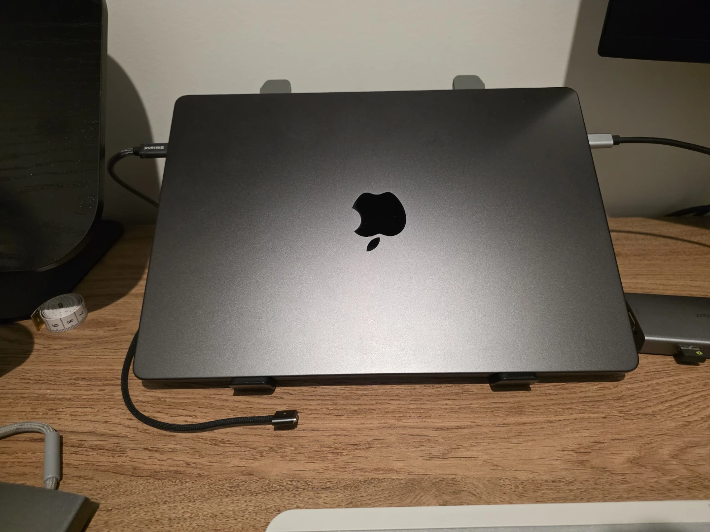 Apple MacBook Pro 14-inch M5 Chip 16GB RAM 1TB Storage - photo 3