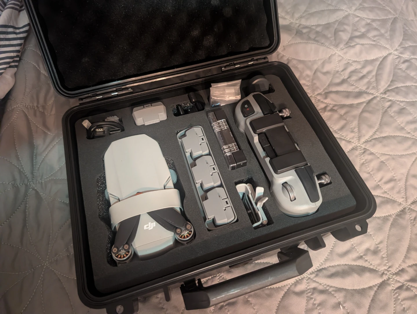 DJI Mini 2 4k Drone fly more bundle and more
