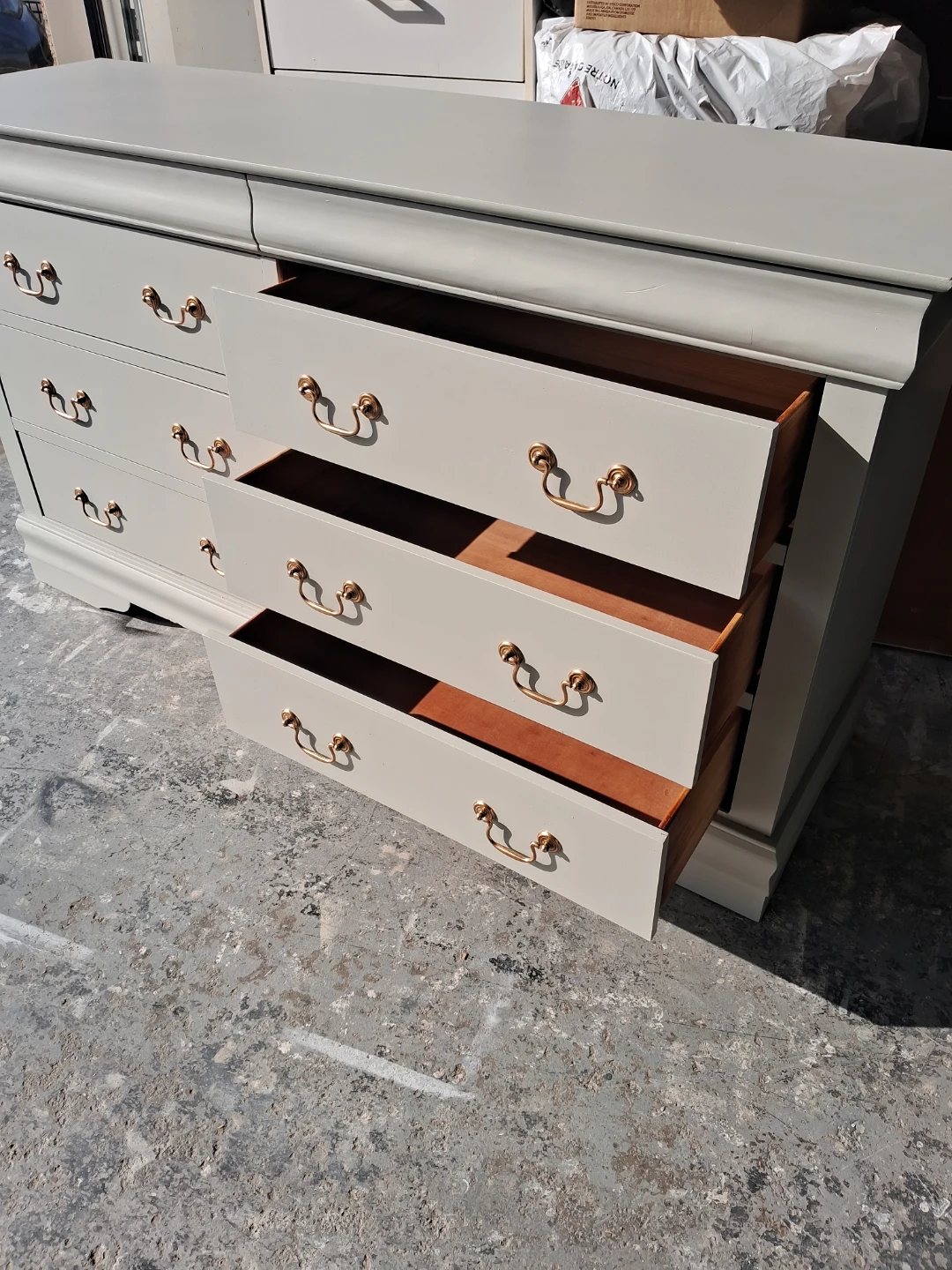 Grey 7-Drawer Dresser with Brass Hardware - photo 5