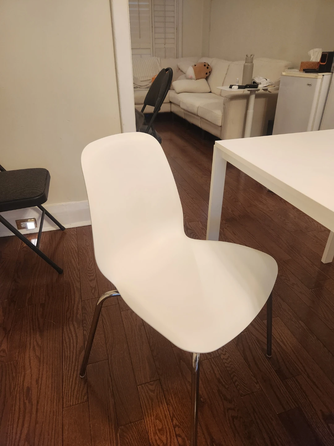 IKEA White Extendable Dining Table And Chairs - photo 3