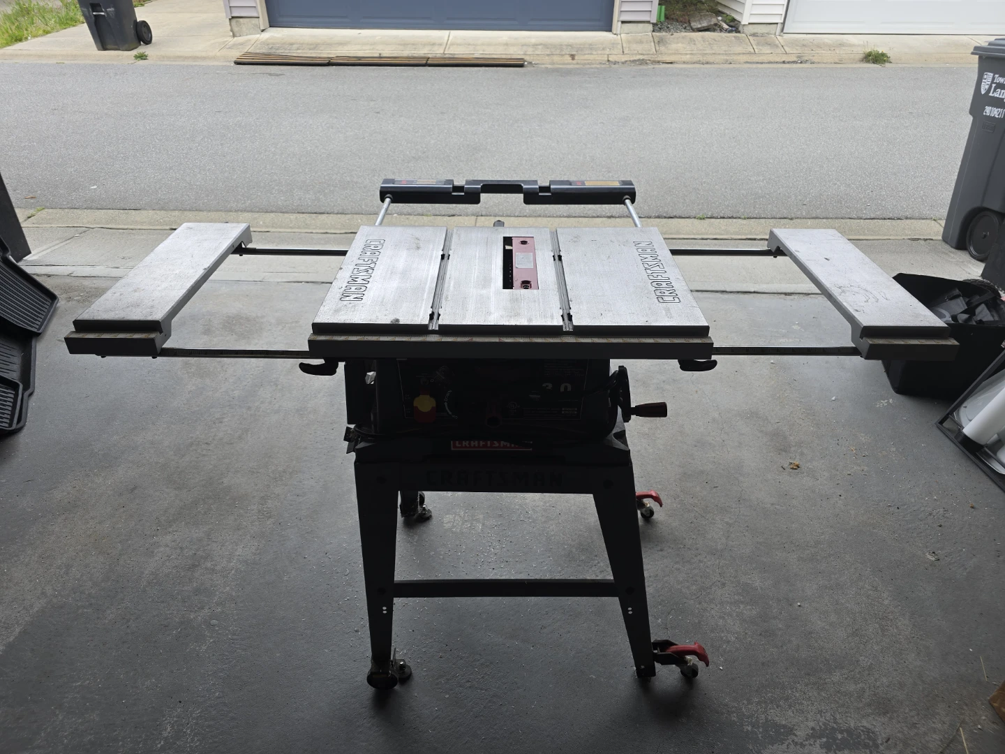 Craftsman 10-Inch Table Saw with Extension Wings - photo 2