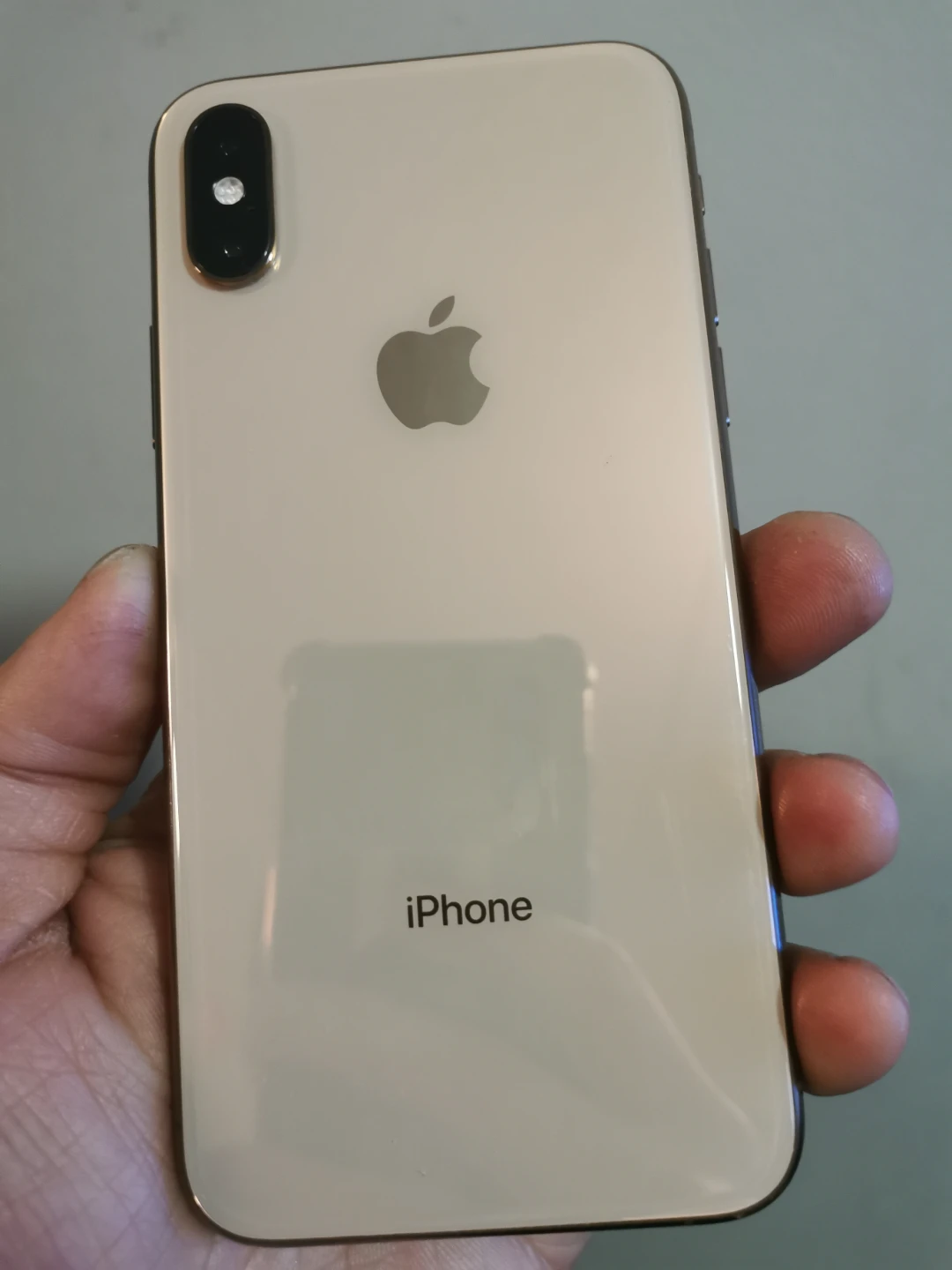 iPhone Xs 64G Gold Unlocked - photo 5