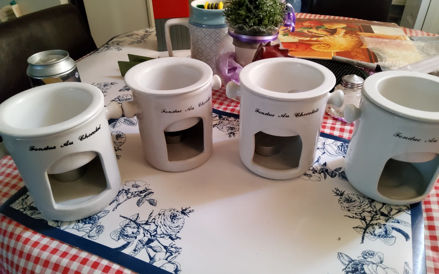 Set of 4 White Ceramic Fondue Pots
