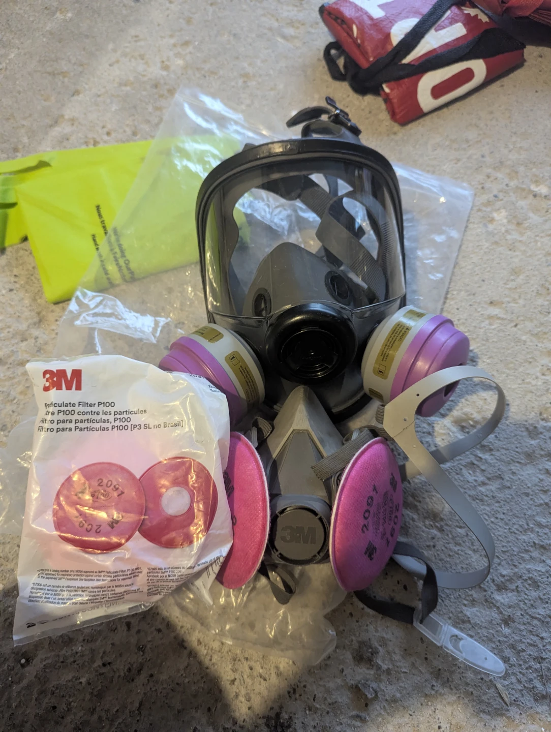 3M Full Face Respirator with P100 Filters - photo 4