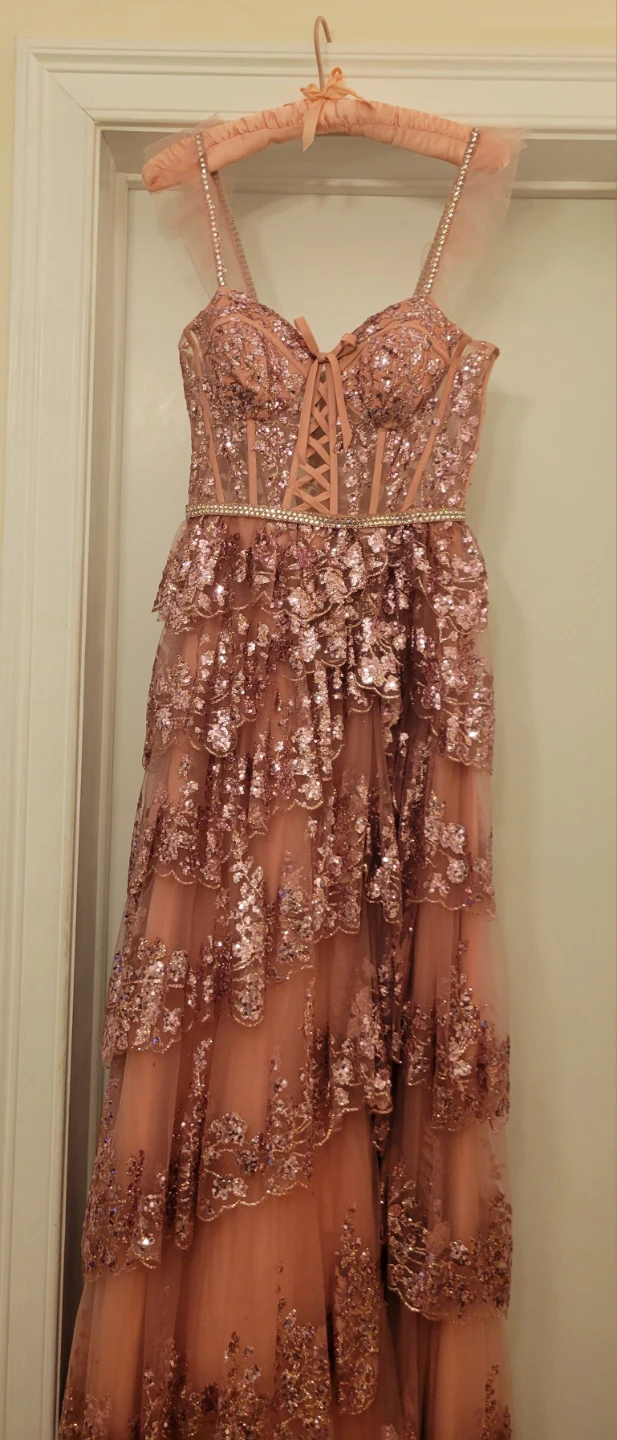Camille La Vie Sequin Tiered Gown - photo 4