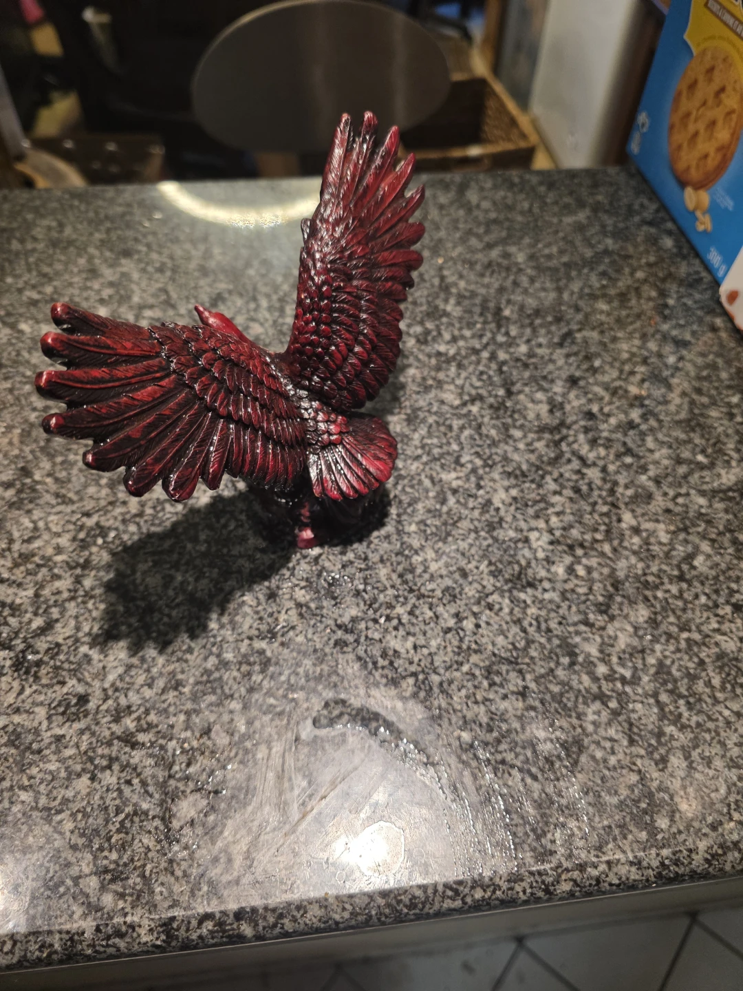 Red Eagle Figurine - photo 2