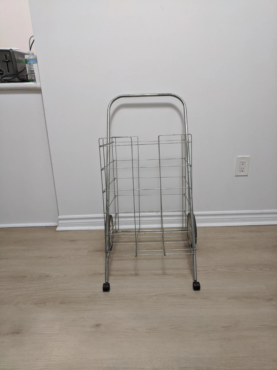 Metal Shopping Cart with 4 Wheels - photo 2