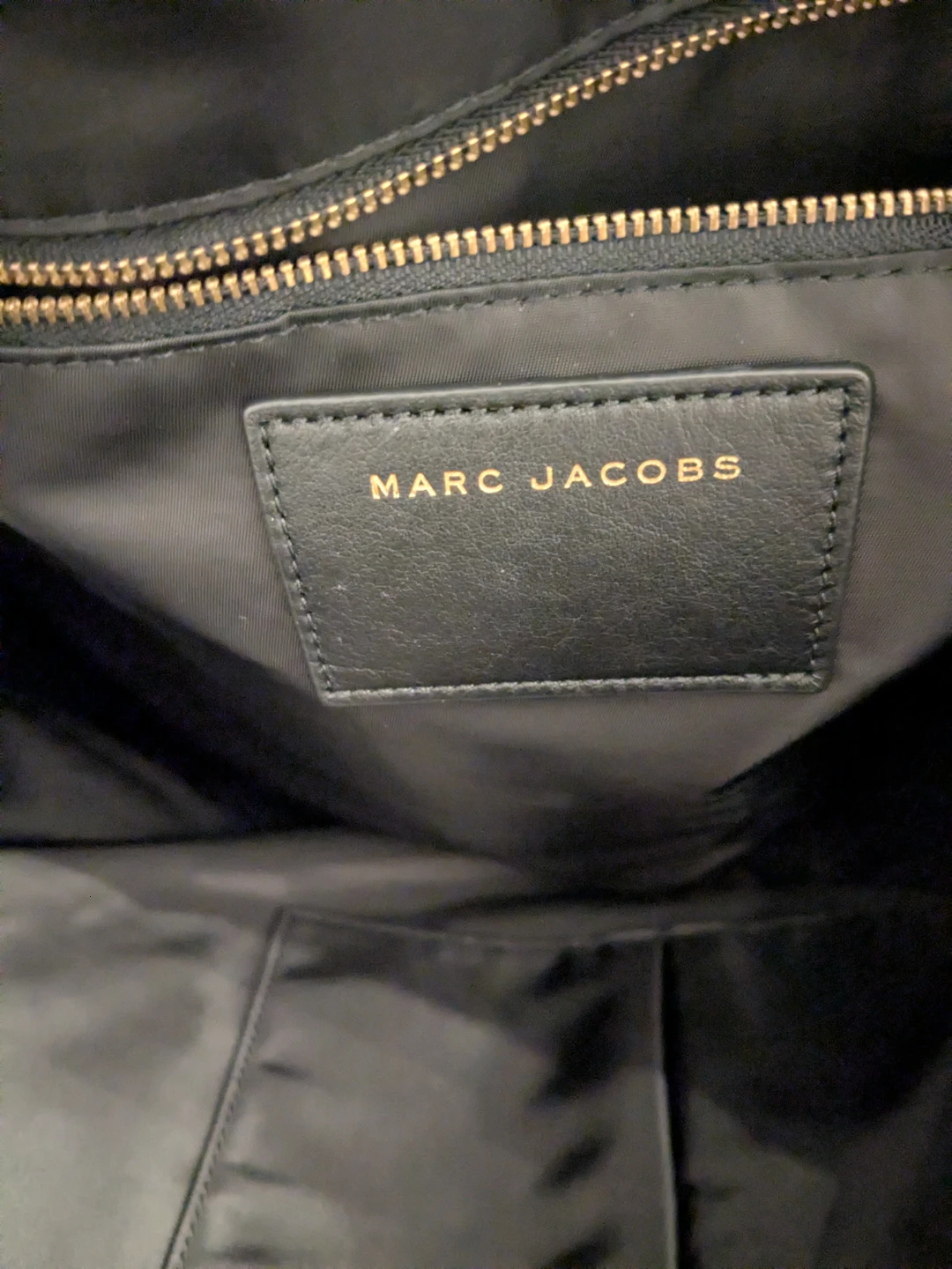 Marc Jacobs Authentic Large Tote Bag with Sequined Appliqué - photo 3