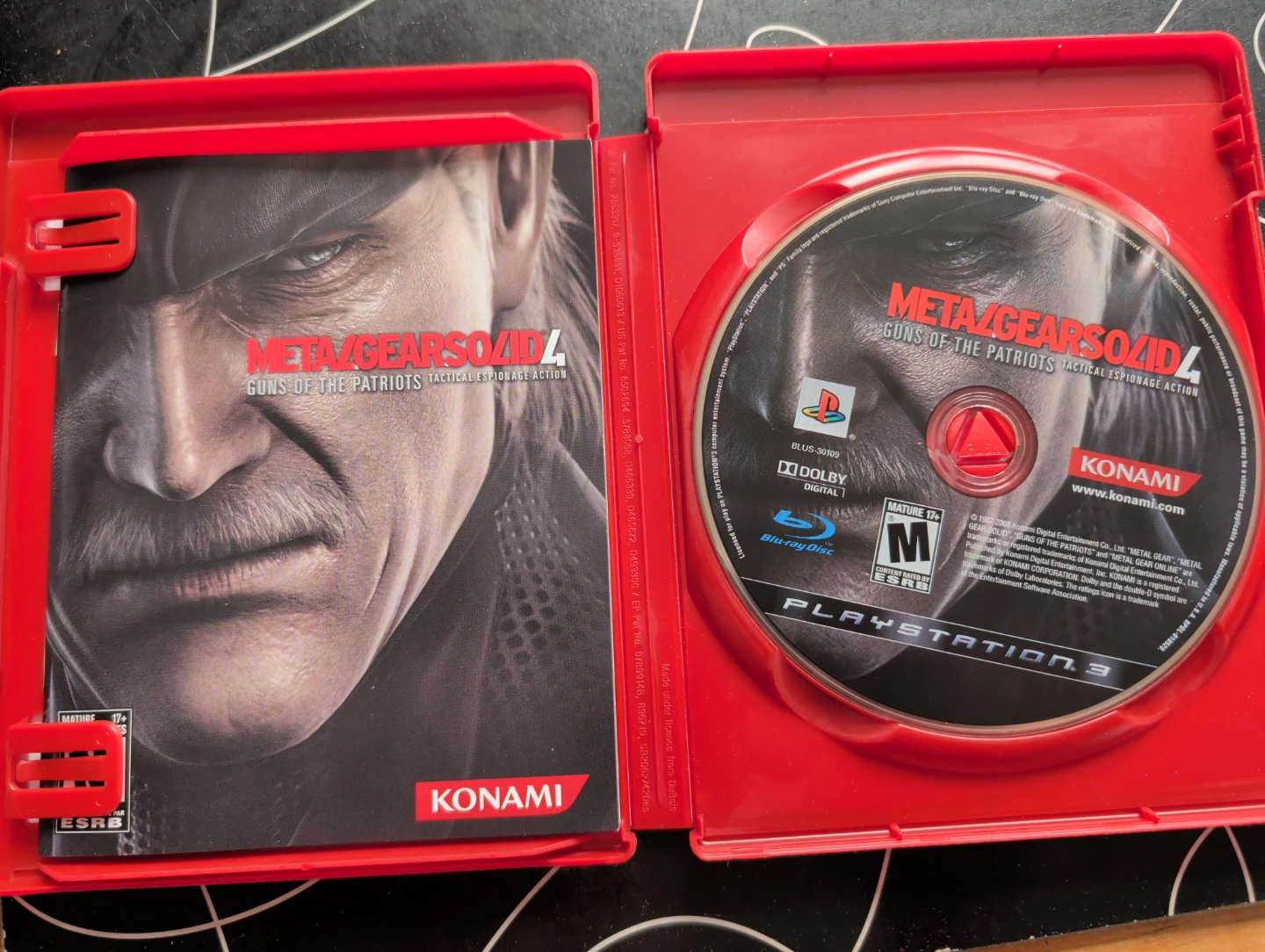Metal Gear Solid 4 PS3 game - photo 3