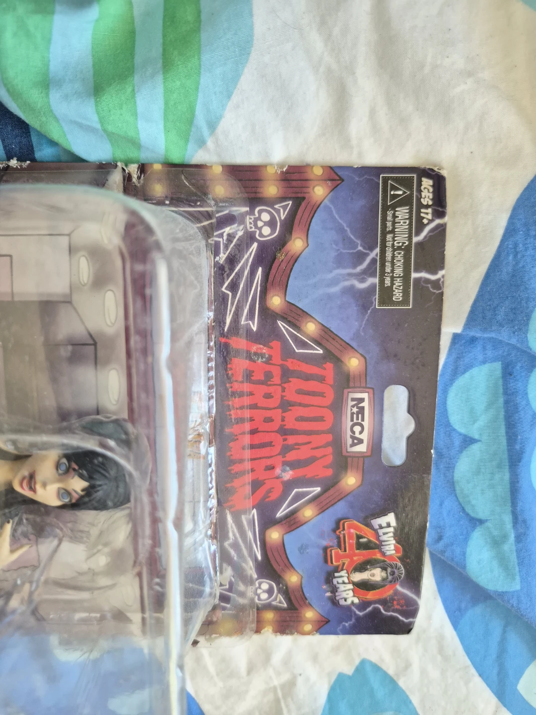 NECA Toony Terrors Elvira Figure - photo 2