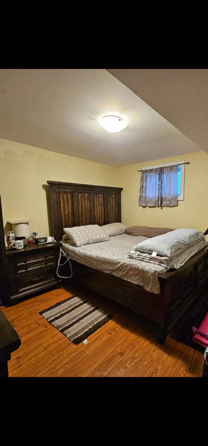 Dark Wood King Size Bed Frame with Headboard - photo 2