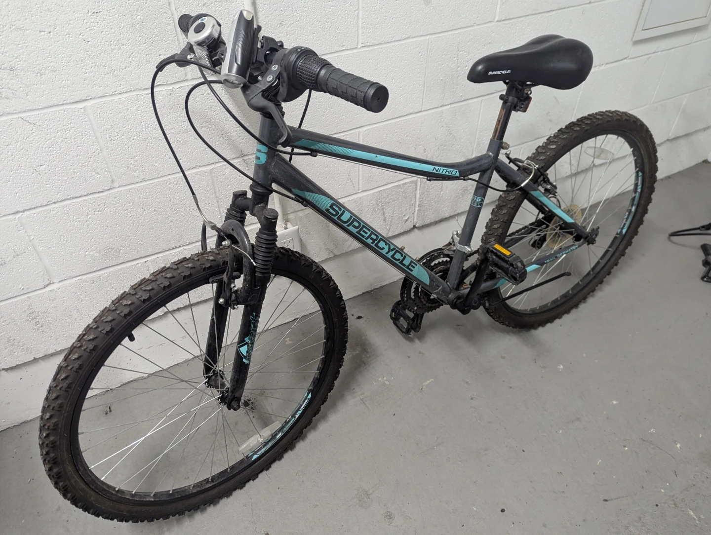 Supercycle Nitro Mountain Bike (youth) - photo 2