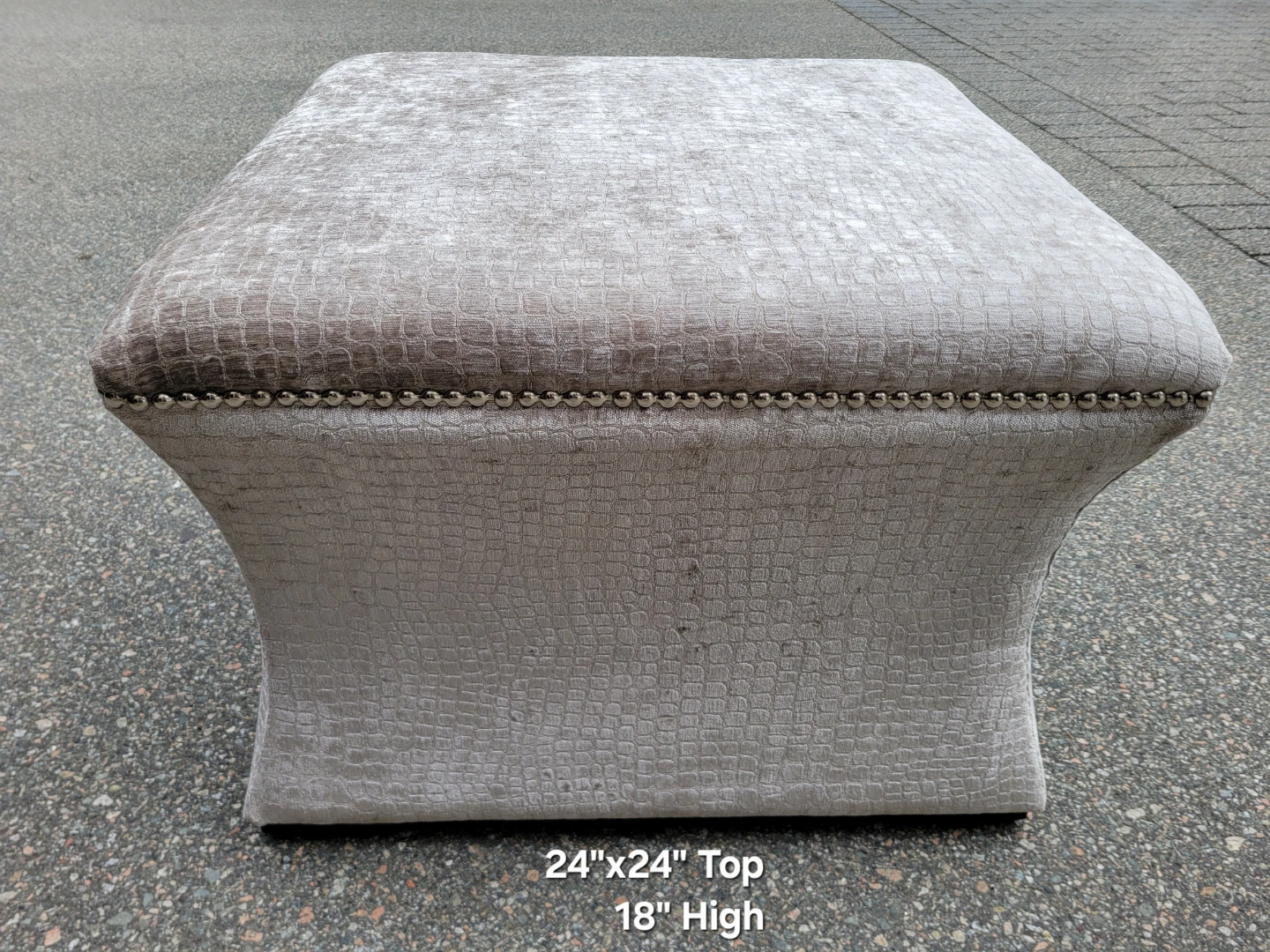 Beautiful Square Upholstered Ottoman - 24"x24" Top, 18" High - photo 3