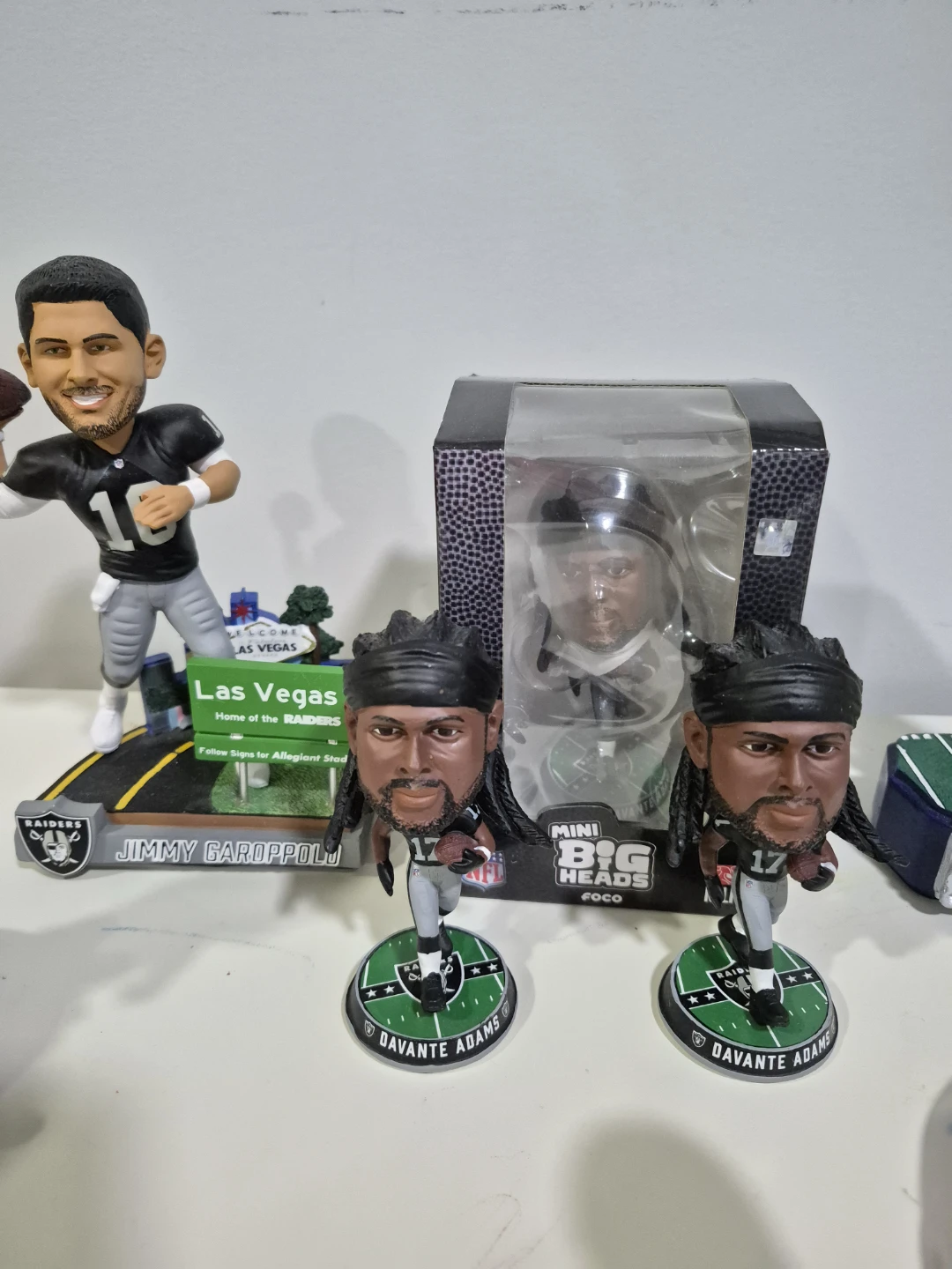 Collection of NFL Bobbleheads - Various Players - photo 3