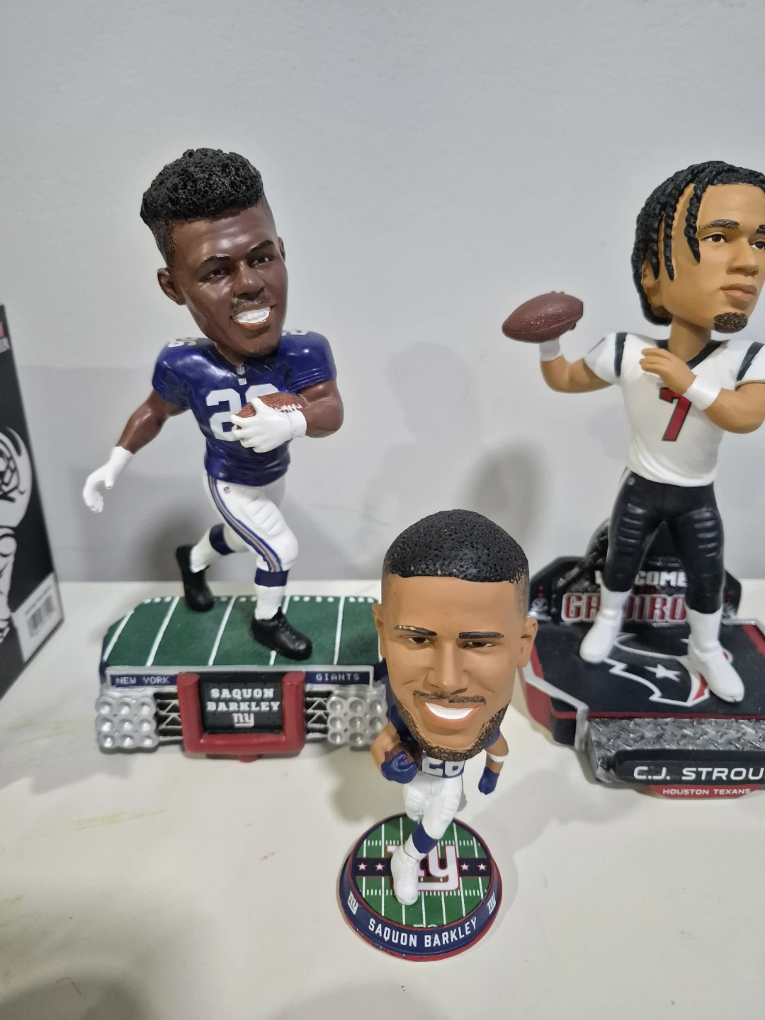 Collection of NFL Bobbleheads - Various Players - photo 5