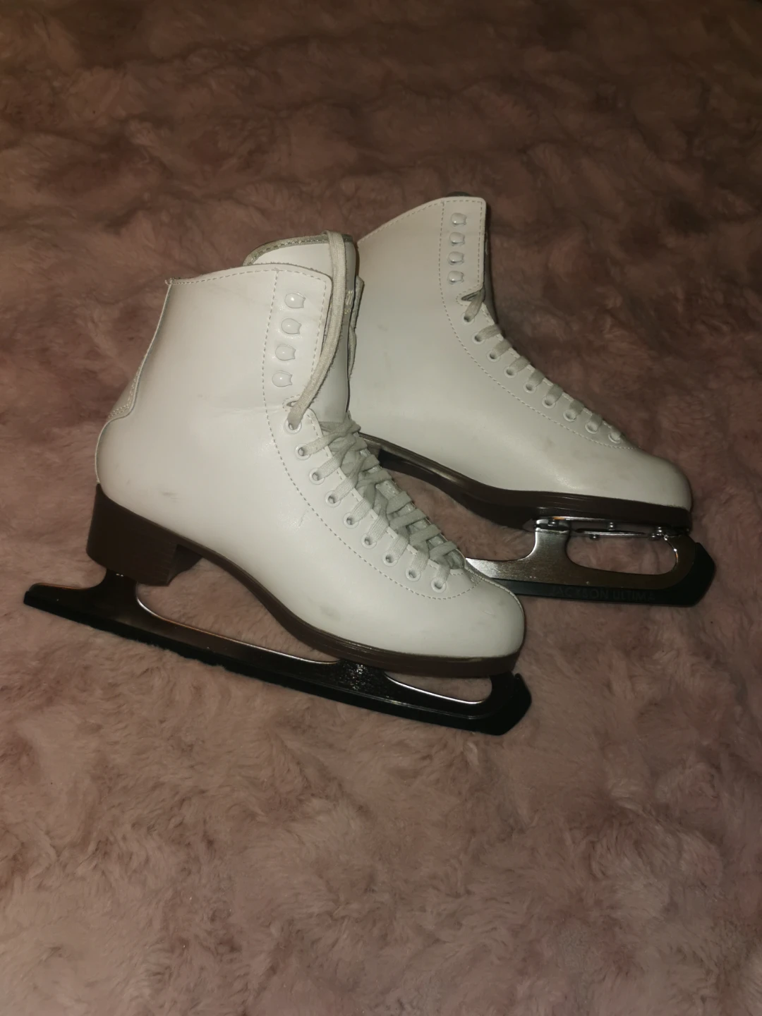 Jackson cameo CS 1520 figure skates size 7
