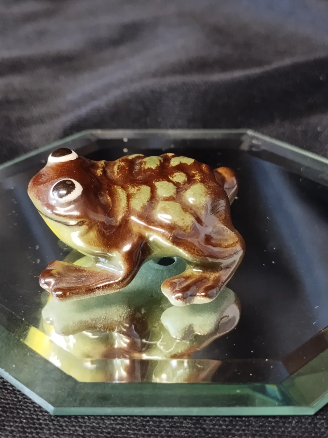 Ceramic Frog Figurine - photo 2