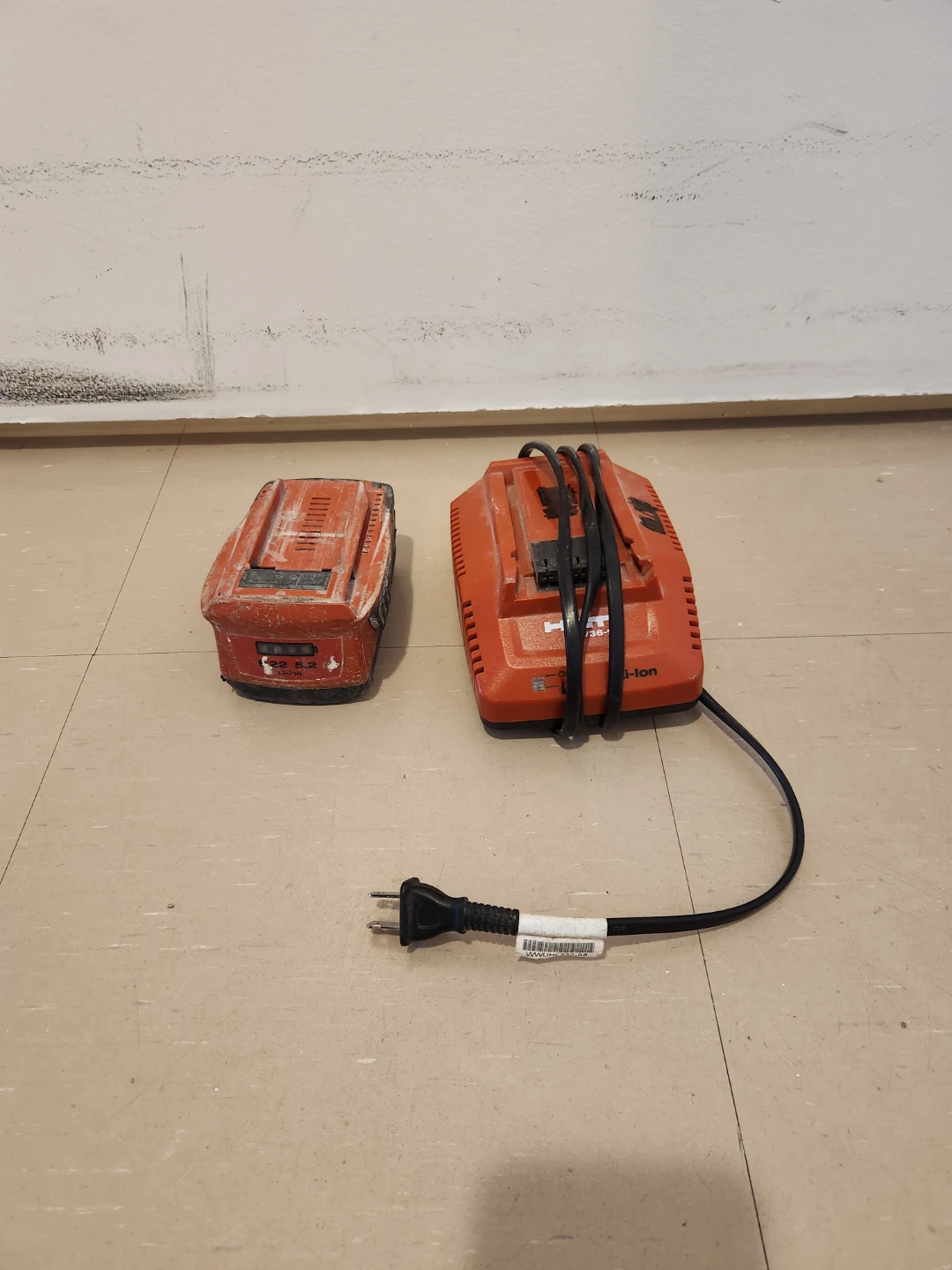 Hilti Li-Ion Battery and Charger
