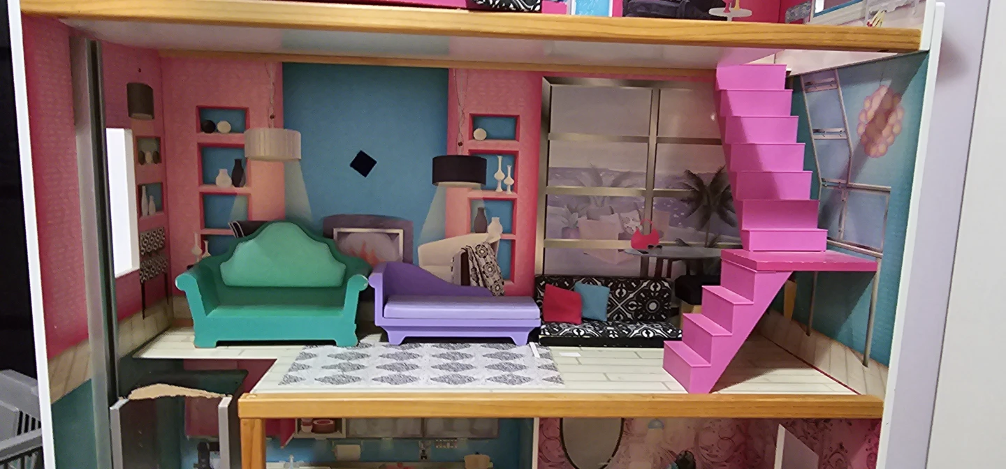 Dollhouse with Furniture - photo 3