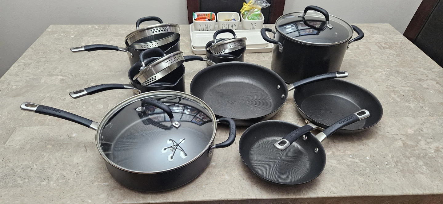 Circulon Premier Professional pots and pans set - photo 2