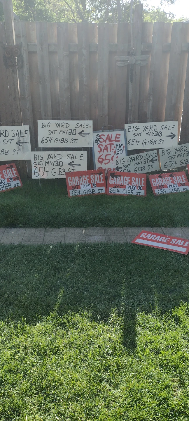 Big Yard Sale Signs - photo 2